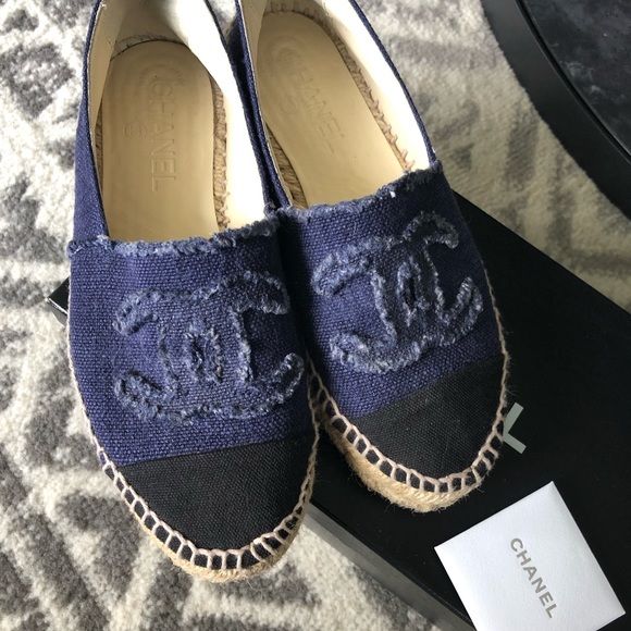 Authentic Chanel espadrilles - black and blue canvas sz 6 - Picture 2 of 8